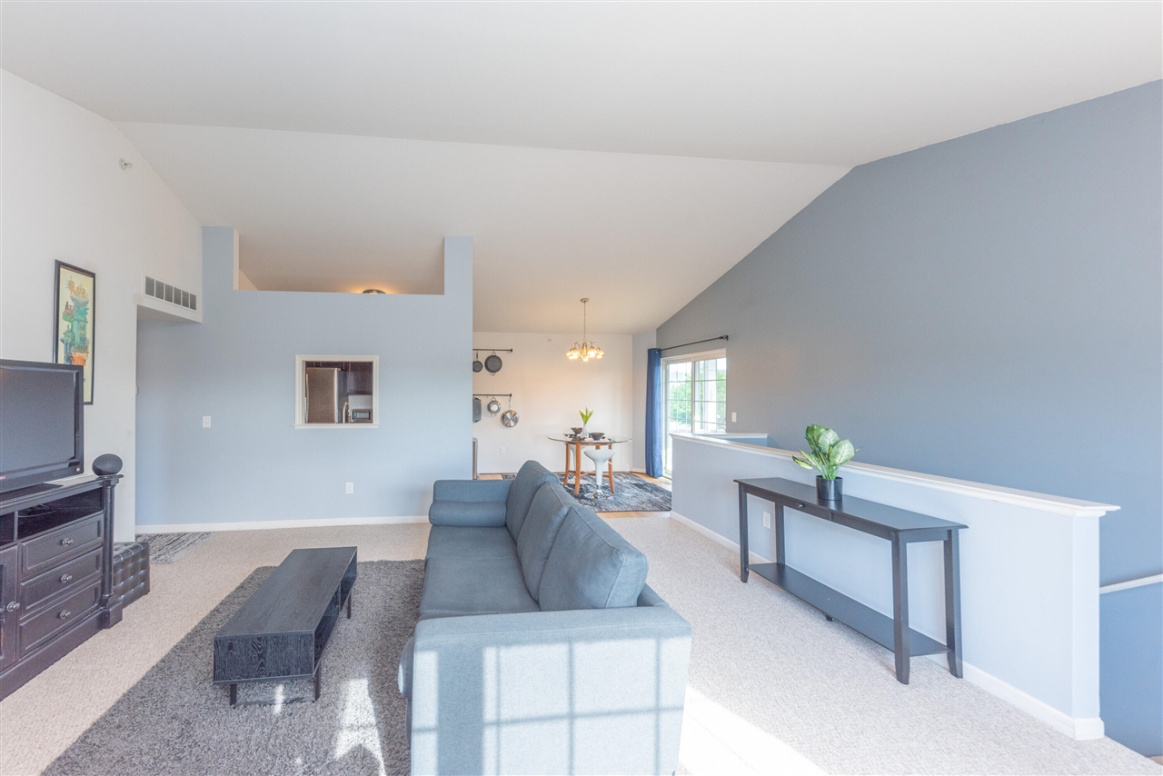 1104 Riversedge Drive Saline, MI 48176 - Photo 15 of 37