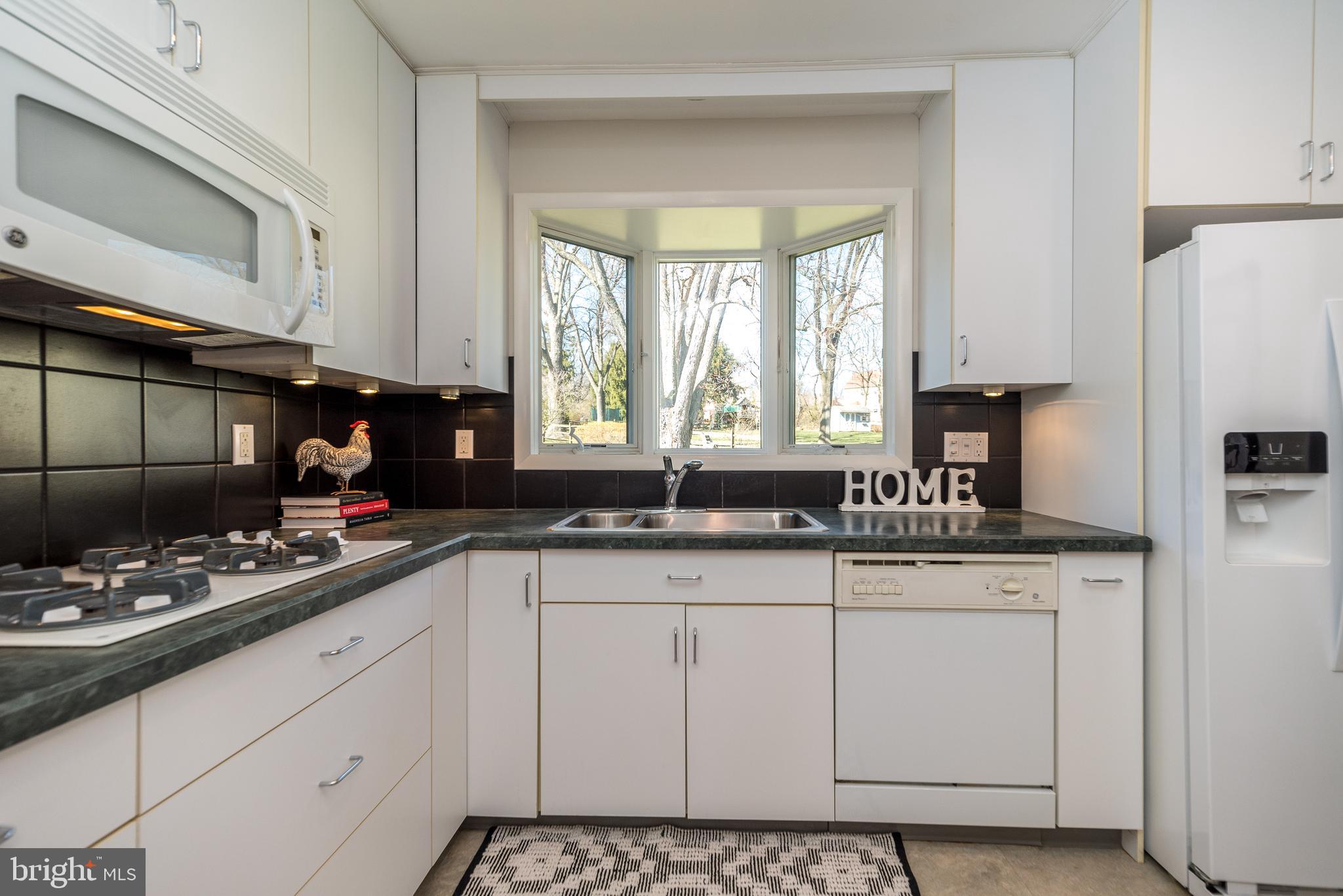 1660 Whitehouse Road Ambler, PA 19002 - Photo 17 of 69 Kitchen