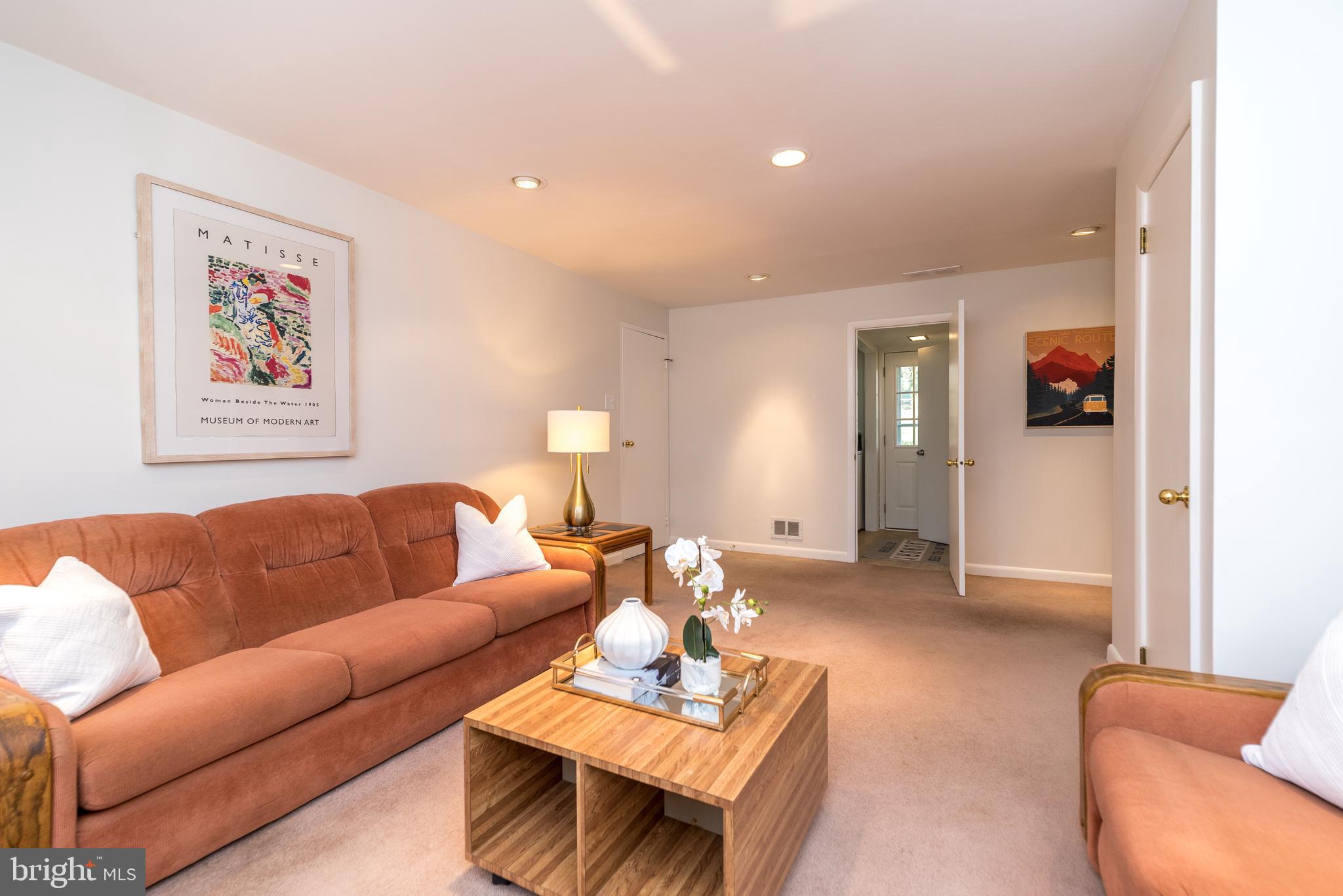 1660 Whitehouse Road Ambler, PA 19002 - Photo 27 of 69 Family room