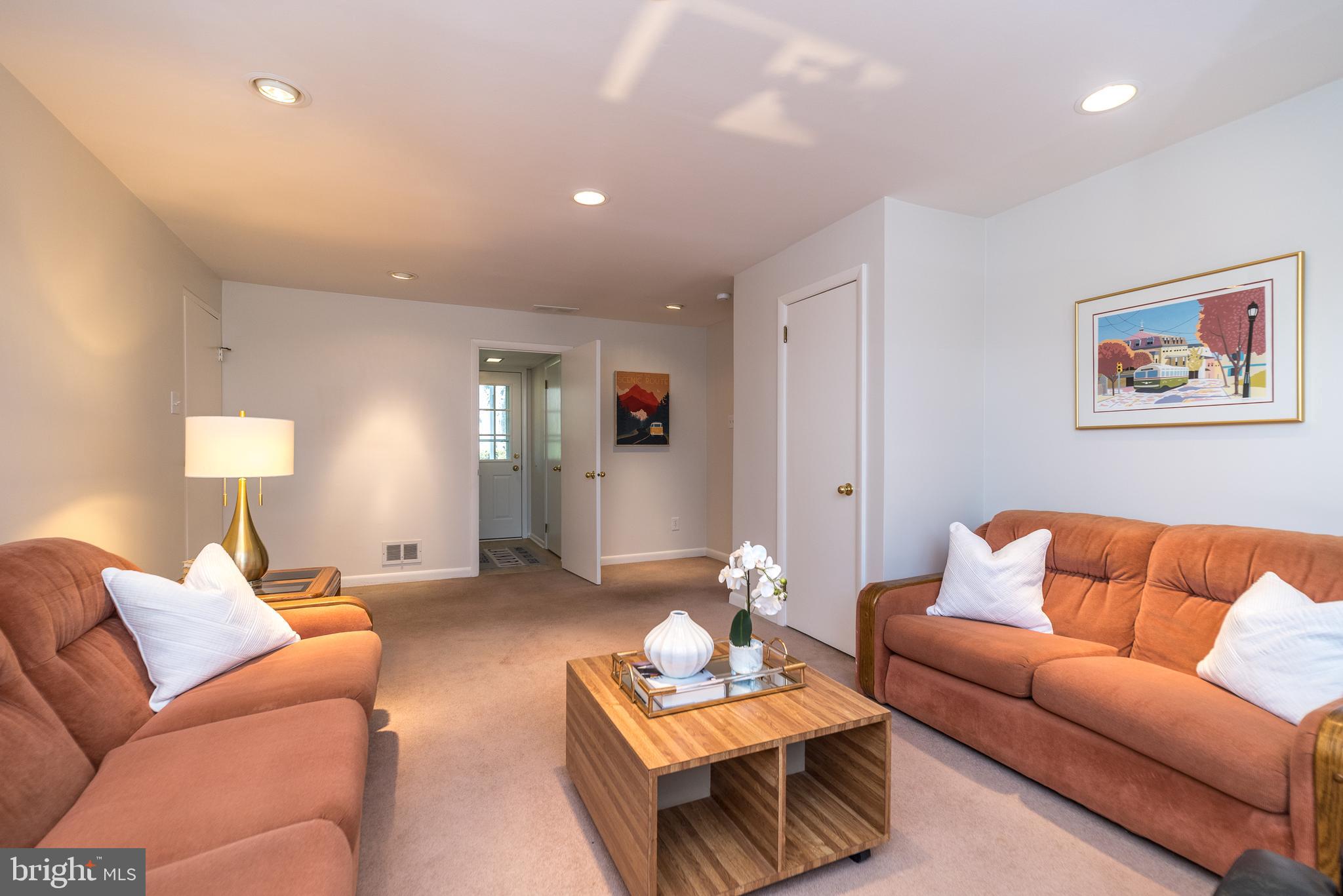 1660 Whitehouse Road Ambler, PA 19002 - Photo 28 of 69 Family room