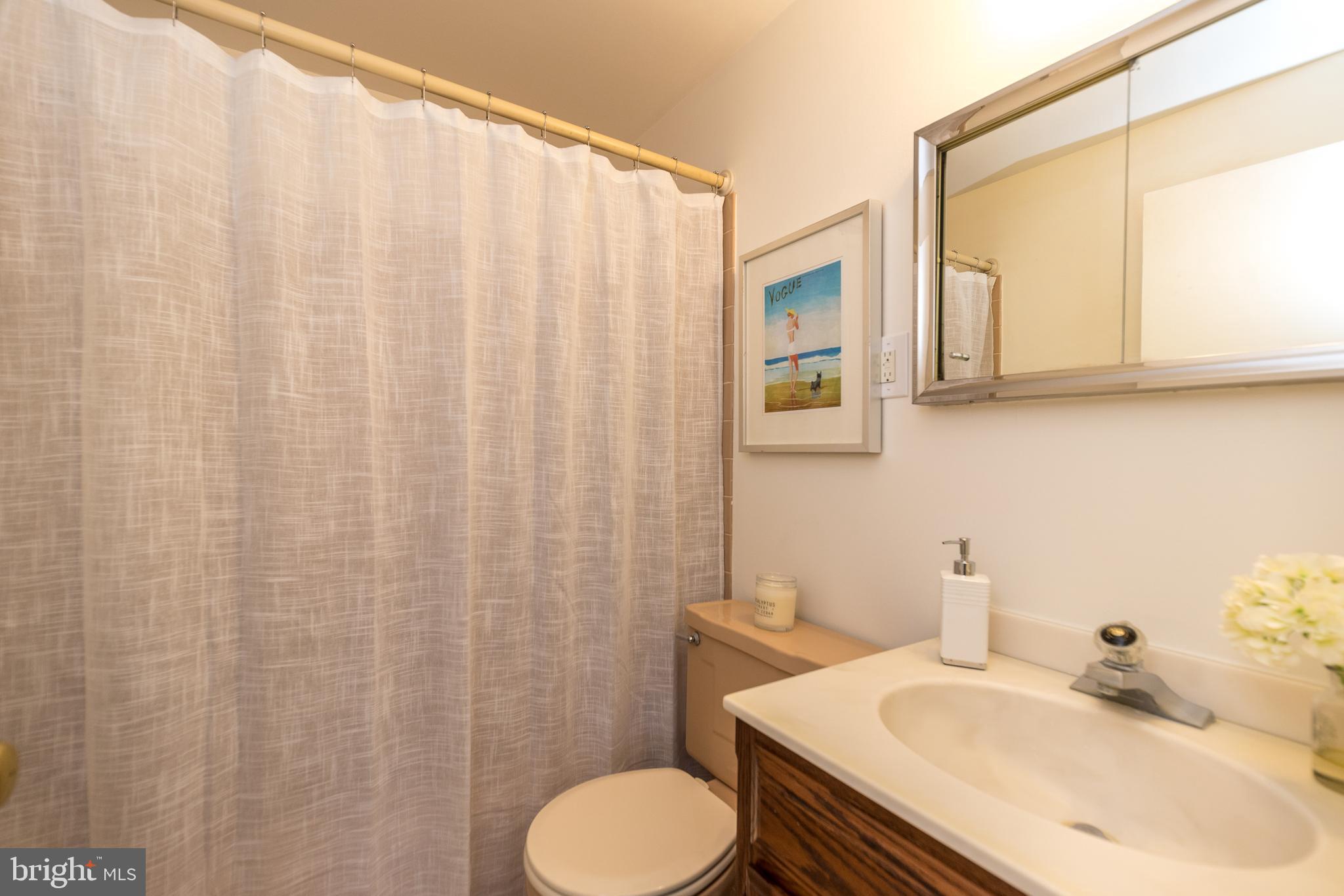 1660 Whitehouse Road Ambler, PA 19002 - Photo 44 of 69 Hall full bath