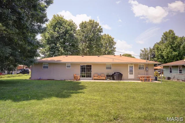 $167,900 | 425 Sanders Street, Bethalto, IL 62010