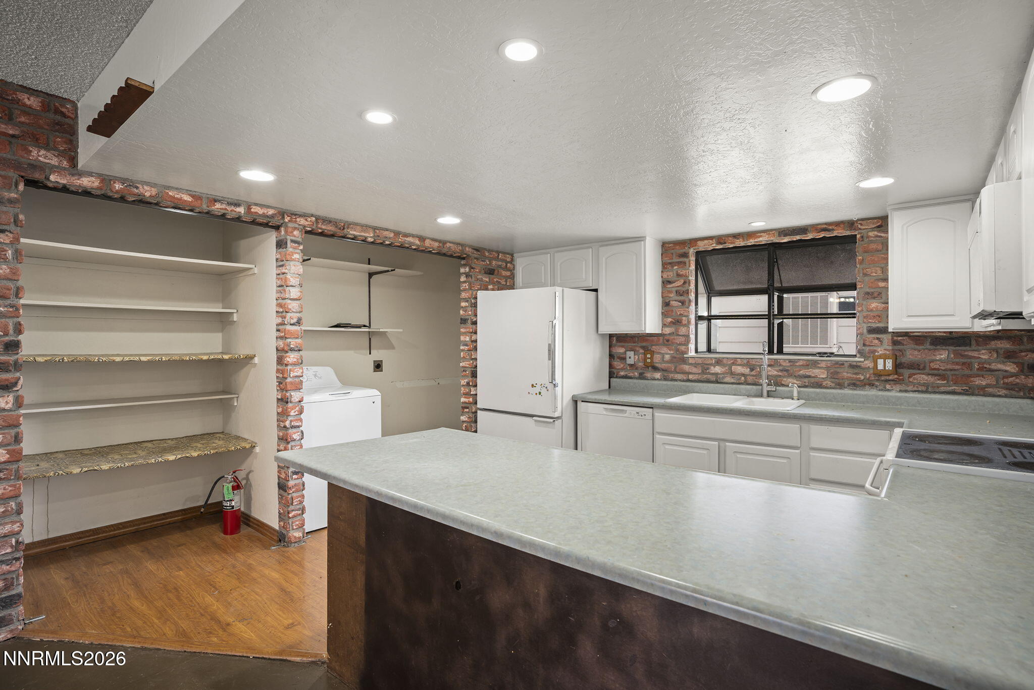 2550 Melody Lane Reno, NV 89512 - Photo 15 of 32 Kitchen