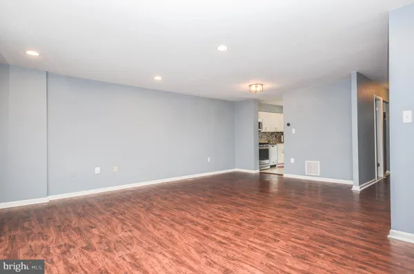 $3,050 | 752 College Parkway, Unit 7752, Rockville, MD 20850