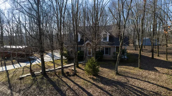 $675,000 | 3883 Dobbins Pike, Portland, TN 37148