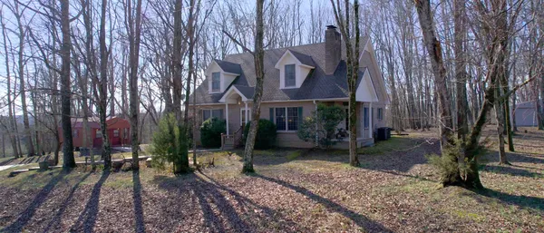 $675,000 | 3883 Dobbins Pike, Portland, TN 37148