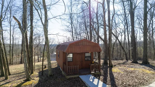 $675,000 | 3883 Dobbins Pike, Portland, TN 37148