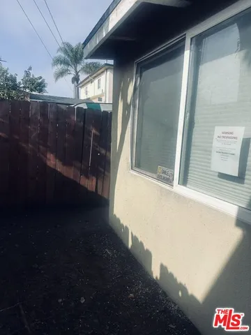 $654,900 | 1204 East Smith Place, Long Beach, CA 90806