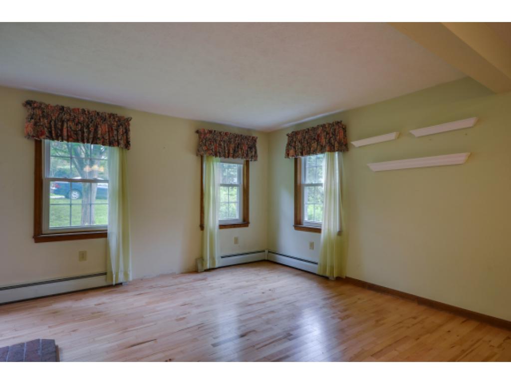 889 Old Hollow Road Ferrisburgh, VT 05473 - Photo 3 of 34 Gallery Image 3