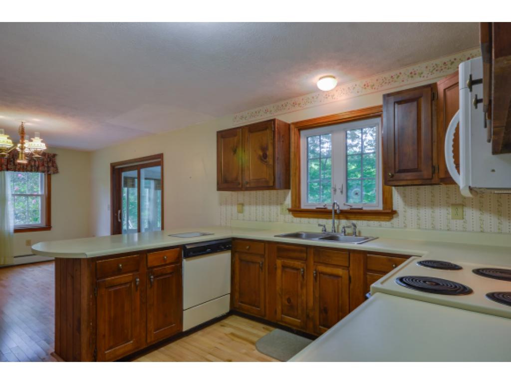 889 Old Hollow Road Ferrisburgh, VT 05473 - Photo 7 of 34 Gallery Image 7