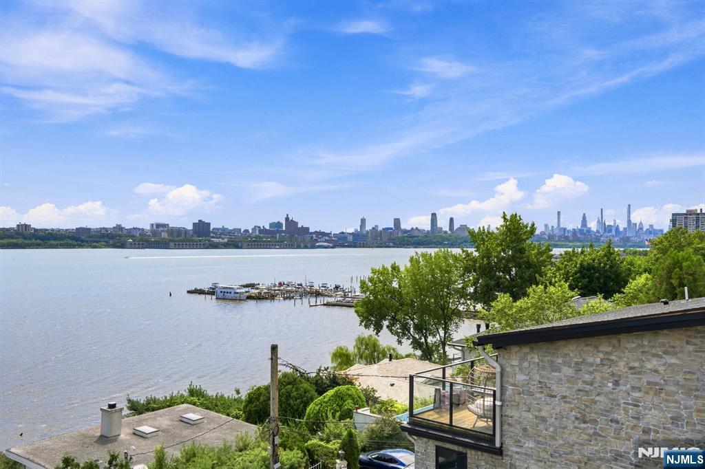 1439 River Road, Unit 1 Edgewater, NJ 07020 - Photo 34 of 39 Gallery Image 34