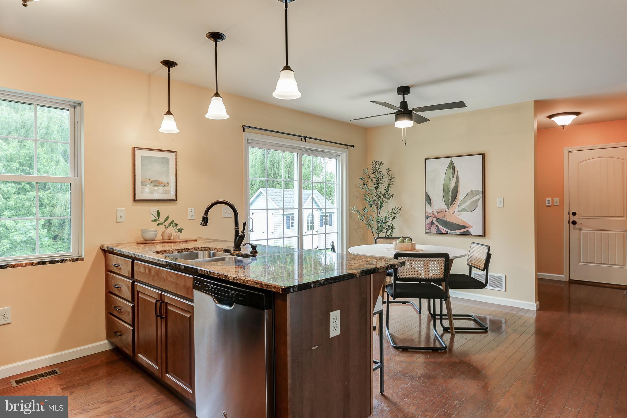 501 Windsor Drive Middletown, PA 17057 - Photo 13 of 34