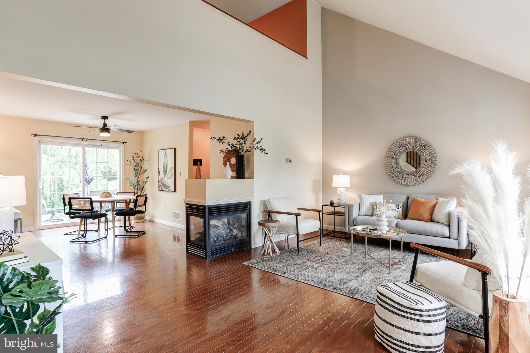 501 Windsor Drive Middletown, PA 17057 - Photo 3 of 34