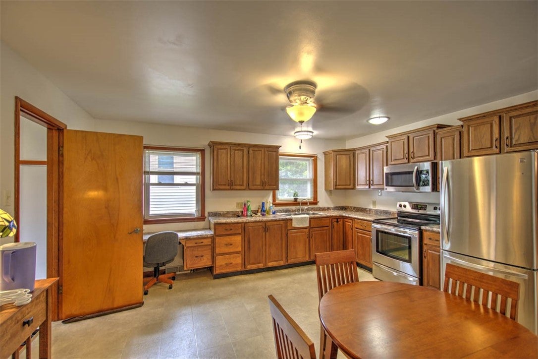 26 Maple Court Decatur, IL 62526 - Photo 10 of 21 Gallery Image 10