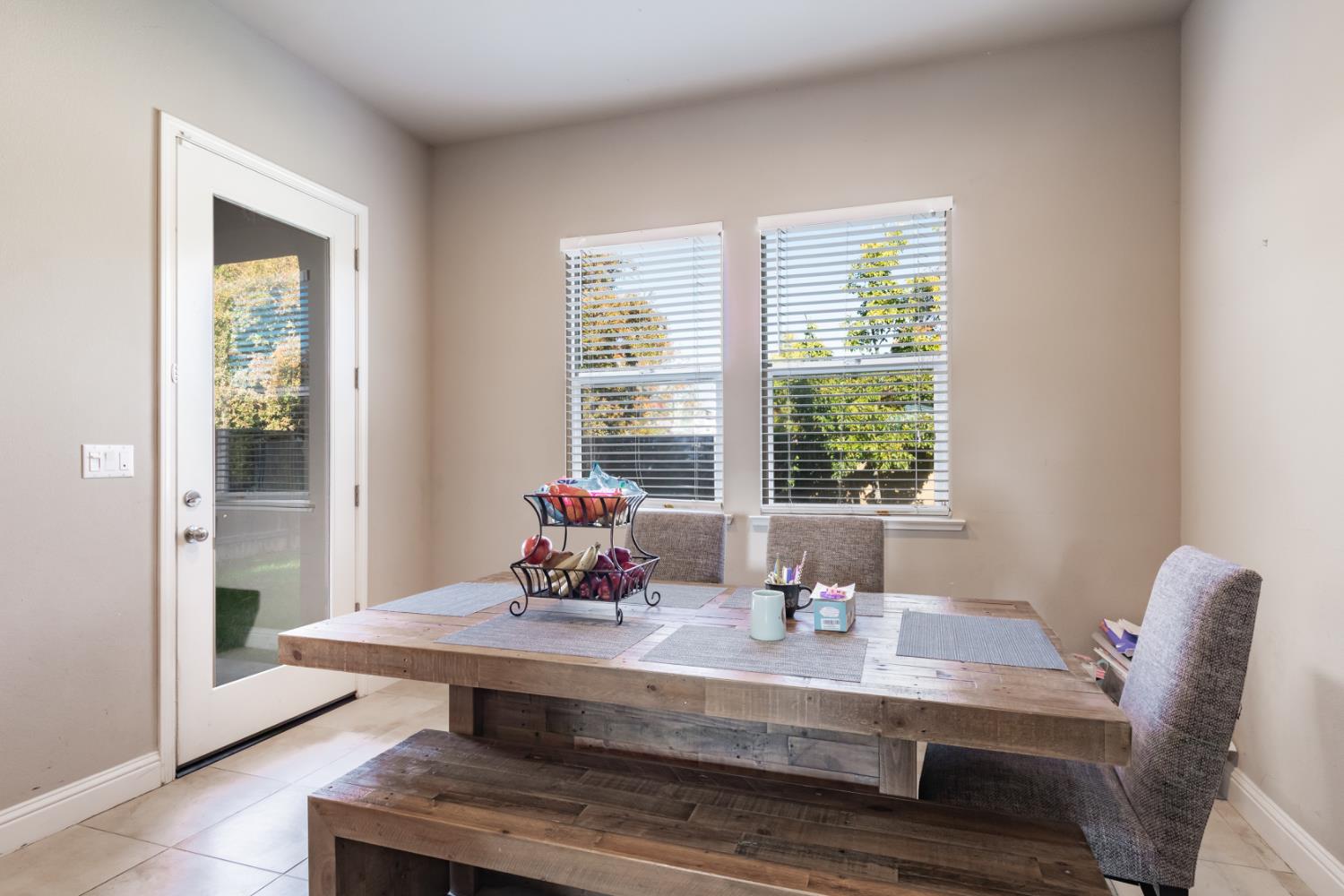 3299 Poe Avenue Clovis, CA 93619 - Photo 13 of 31