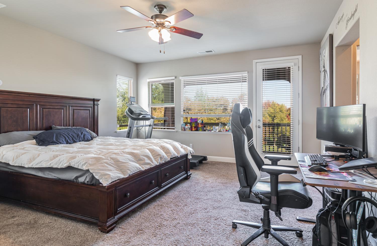 3299 Poe Avenue Clovis, CA 93619 - Photo 19 of 31