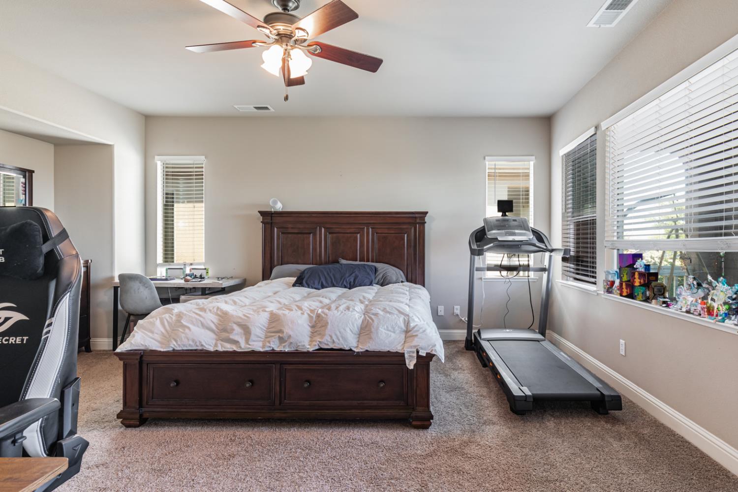 3299 Poe Avenue Clovis, CA 93619 - Photo 20 of 31