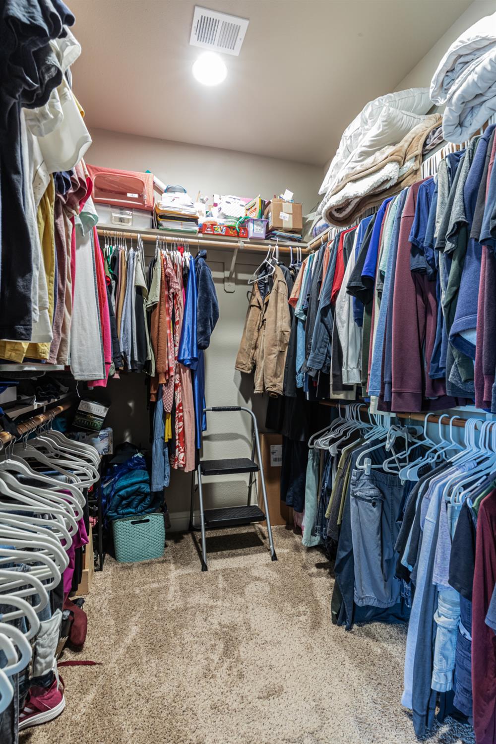 3299 Poe Avenue Clovis, CA 93619 - Photo 21 of 31