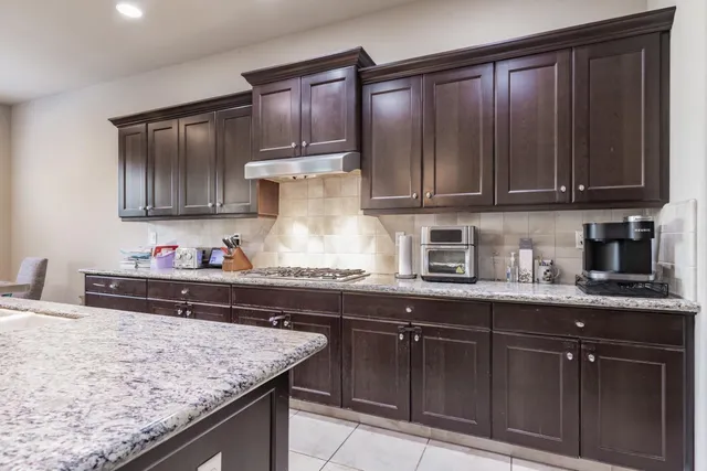 $580,000 | 3299 Poe Avenue, Clovis, CA 93619