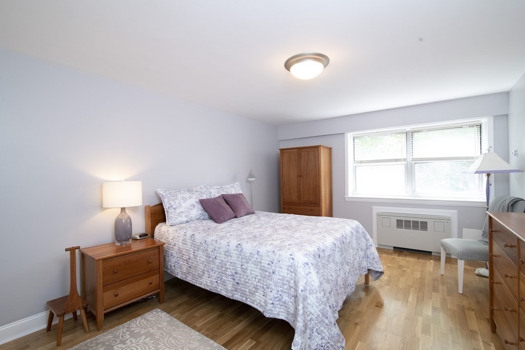 131 Sewall Avenue, Unit 37 Brookline, MA 02446 - Photo 20 of 27 a bedroom with a bed and a window