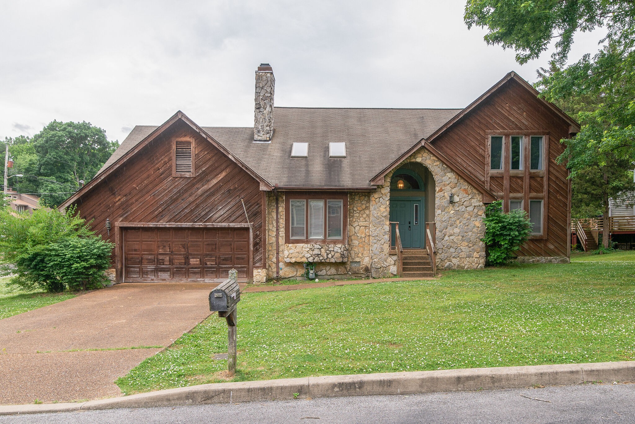 901 Flintlock Place, Nashville, TN 37217 Compass