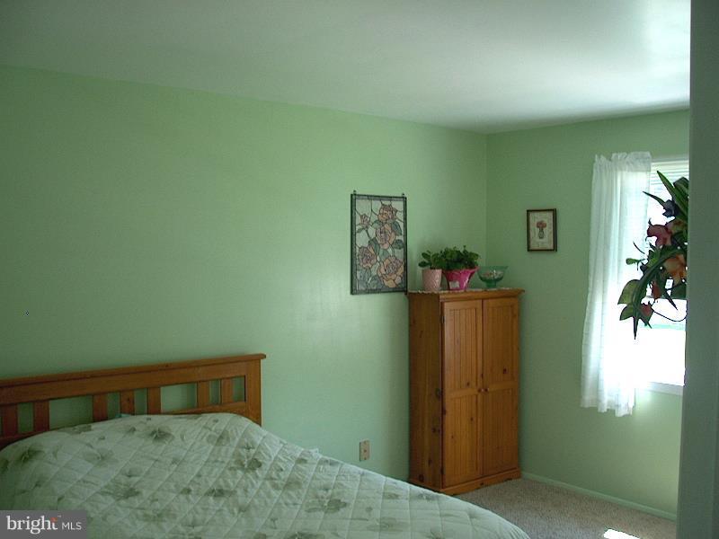 302 Townleigh Road Reisterstown, MD 21136 - Photo 17 of 24 Bedroom