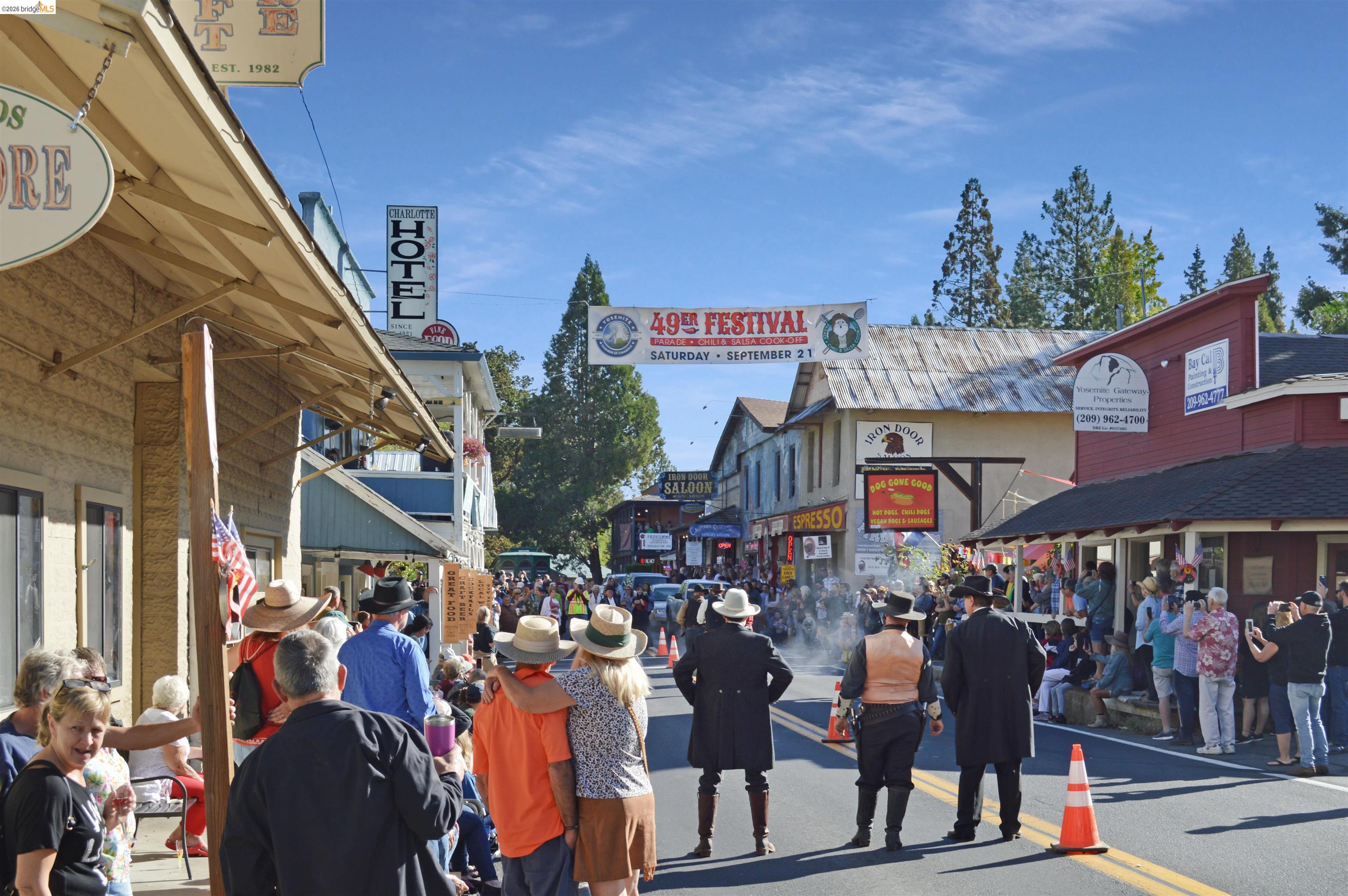 19266 Ferretti Road Groveland, CA 95321 - Photo 48 of 50 View of asphalt street with sidewalks and curbs