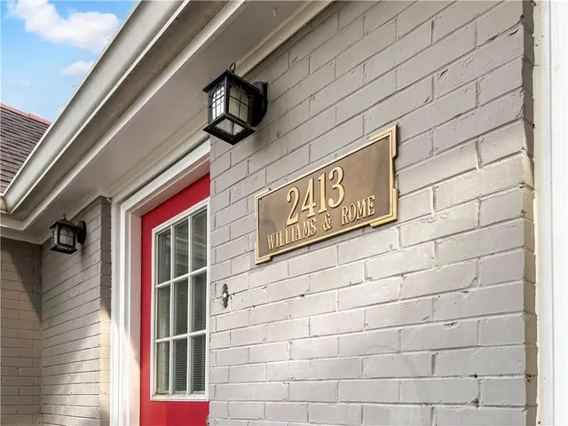 $1,850 | 2413 Pakenham Drive, Chalmette, LA 70043