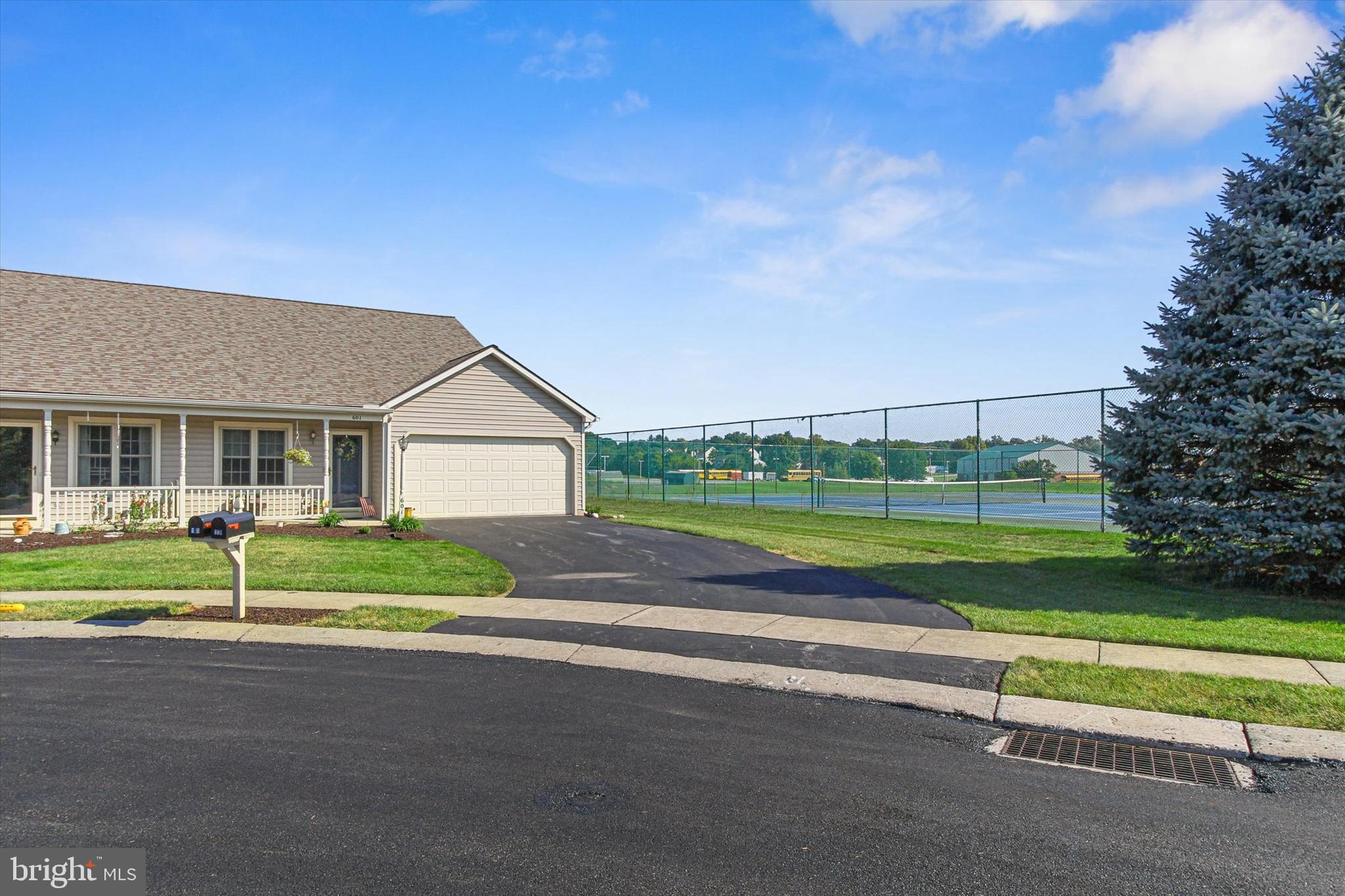 601 Kyle Road York, PA 17404 - Photo 2 of 27 Gallery Image 2