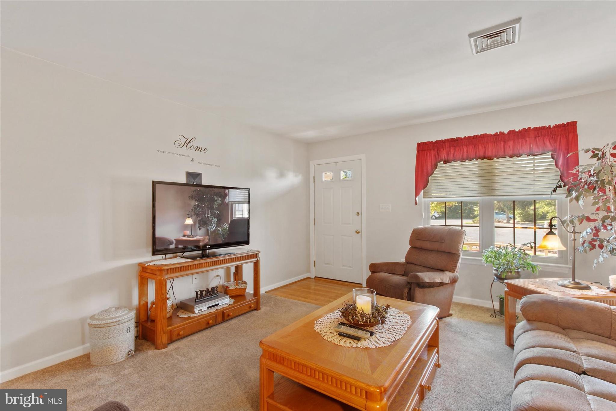 601 Kyle Road York, PA 17404 - Photo 6 of 27 Gallery Image 6