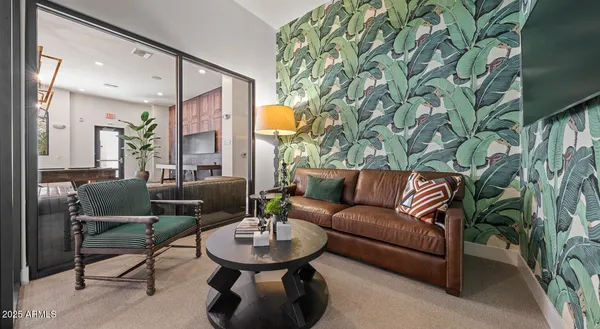 $1,824 | 5885 South 32nd Street, Unit B1, Phoenix, AZ 85040