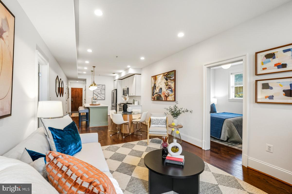 321 18th Street Southeast, Unit 2 Washington, DC 20003 - Photo 14 of 30