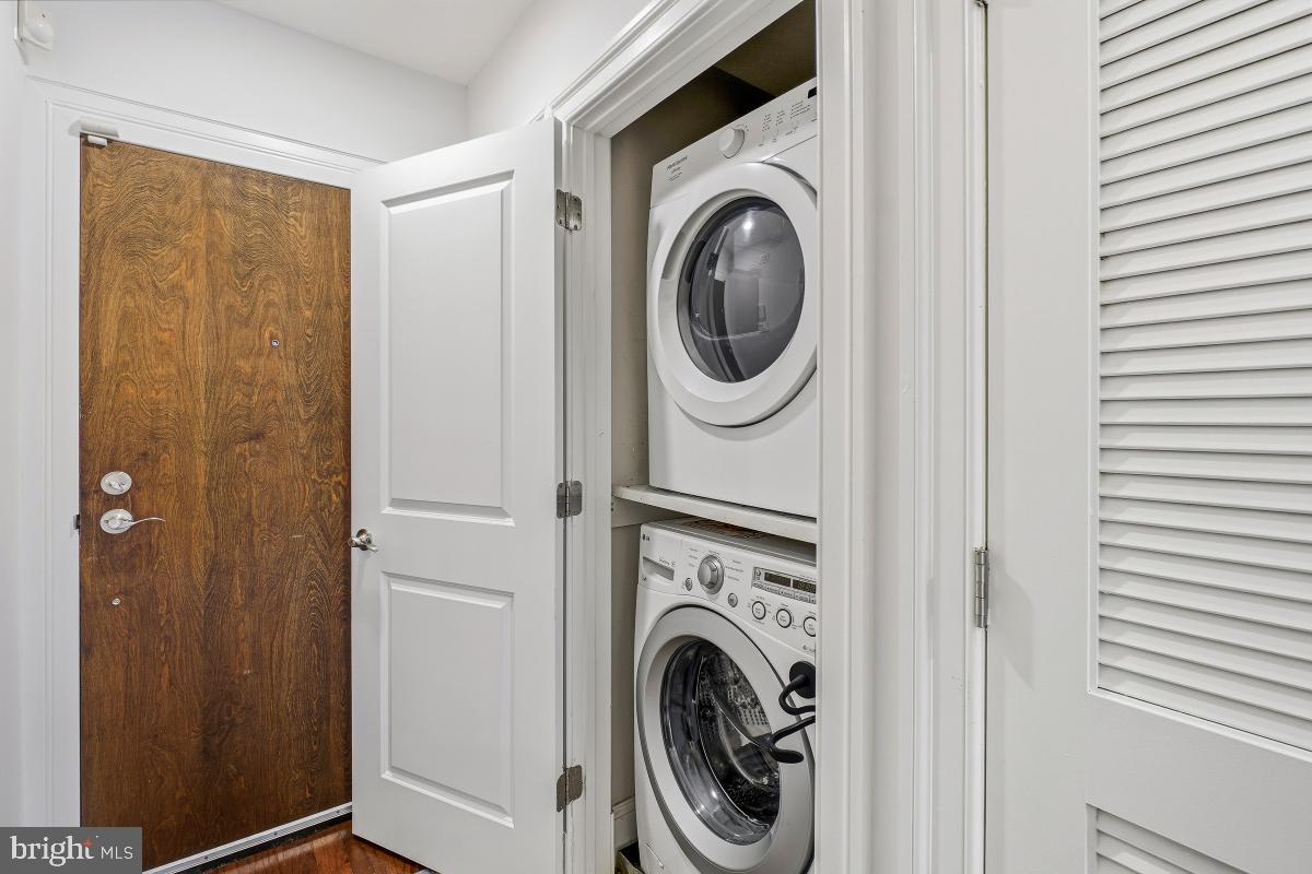 321 18th Street Southeast, Unit 2 Washington, DC 20003 - Photo 25 of 30