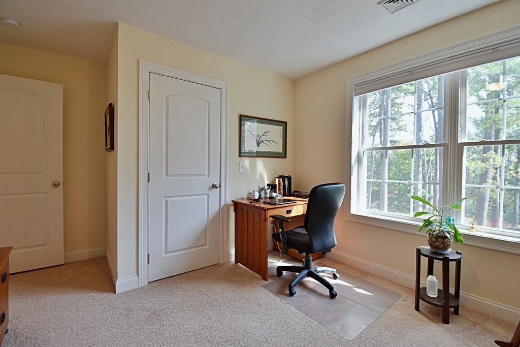 75 Harvard Road Shirley, MA 01464 - Photo 19 of 37
