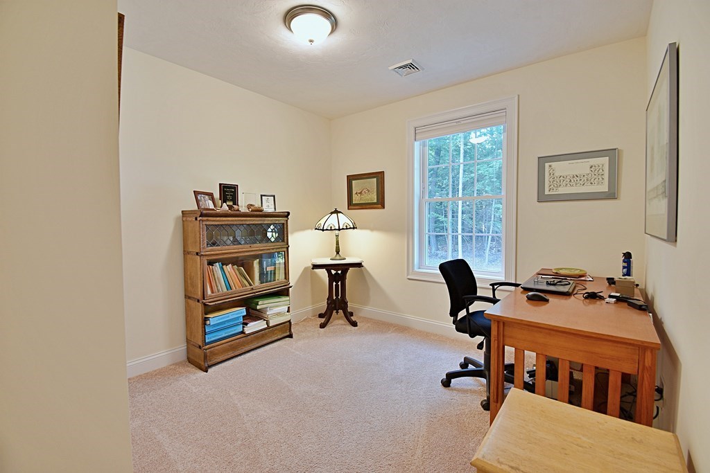 75 Harvard Road Shirley, MA 01464 - Photo 21 of 37