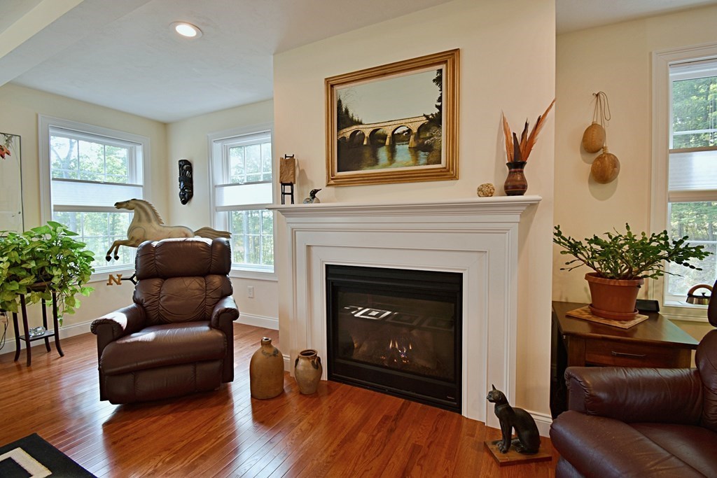 75 Harvard Road Shirley, MA 01464 - Photo 5 of 37