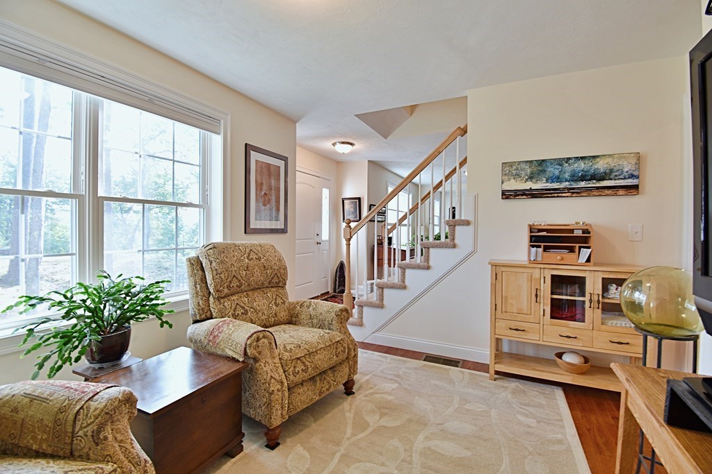 75 Harvard Road Shirley, MA 01464 - Photo 9 of 37