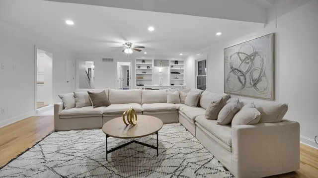 $574,900 | 2832 Hunters Horn South, Germantown, TN 38138