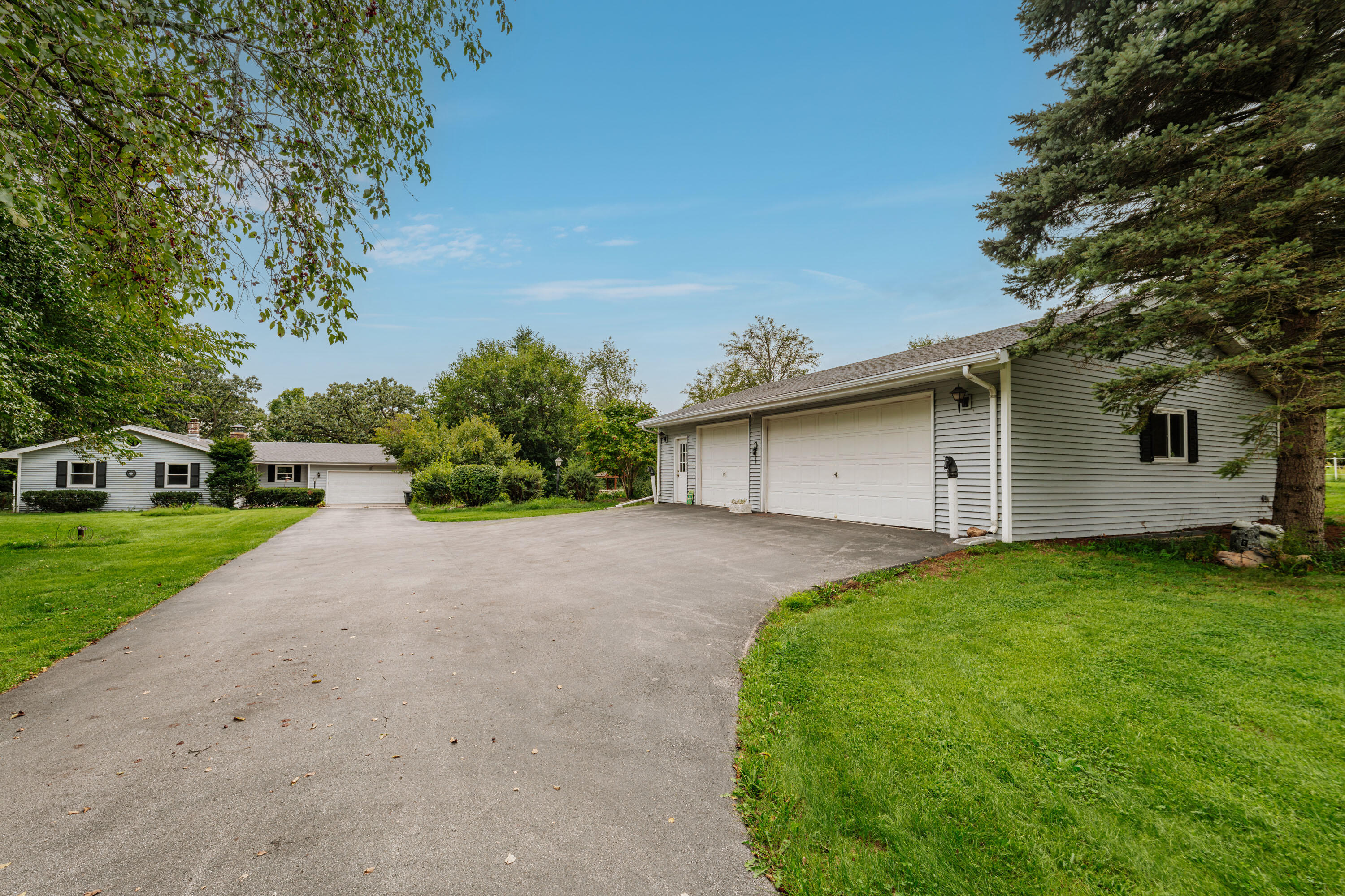 S100-w31478 County Road East Mukwonago, WI 53149 - Photo 6 of 48 S100W31478 CTH-LO-6