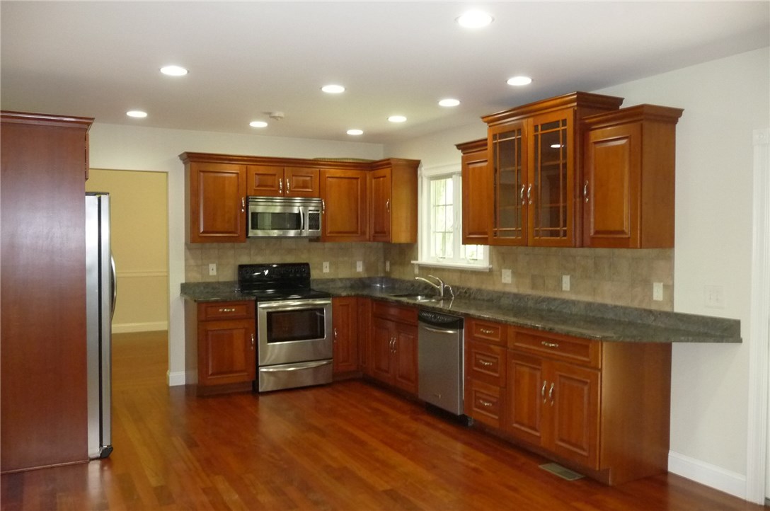 71 Wrights Crossing Road Pomfret, CT 06259 - Photo 11 of 35 Gallery Image 11