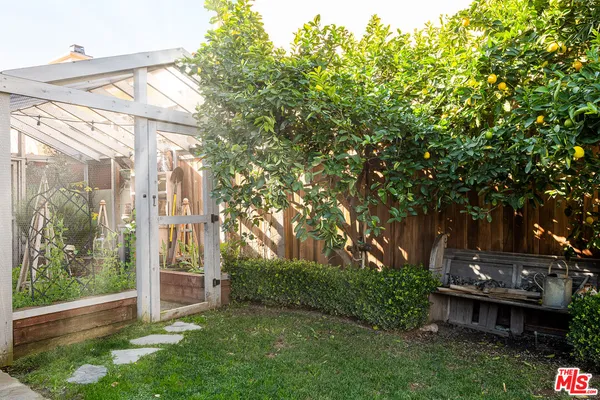 $40,000 | 427 12th Street, Santa Monica, CA 90402