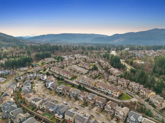 $940,000 | 9122 Merritt Avenue Southeast, Snoqualmie, WA 98065