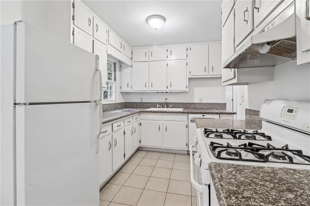 923 Verdi Way Clarkston, GA 30021 - Photo 6 of 22