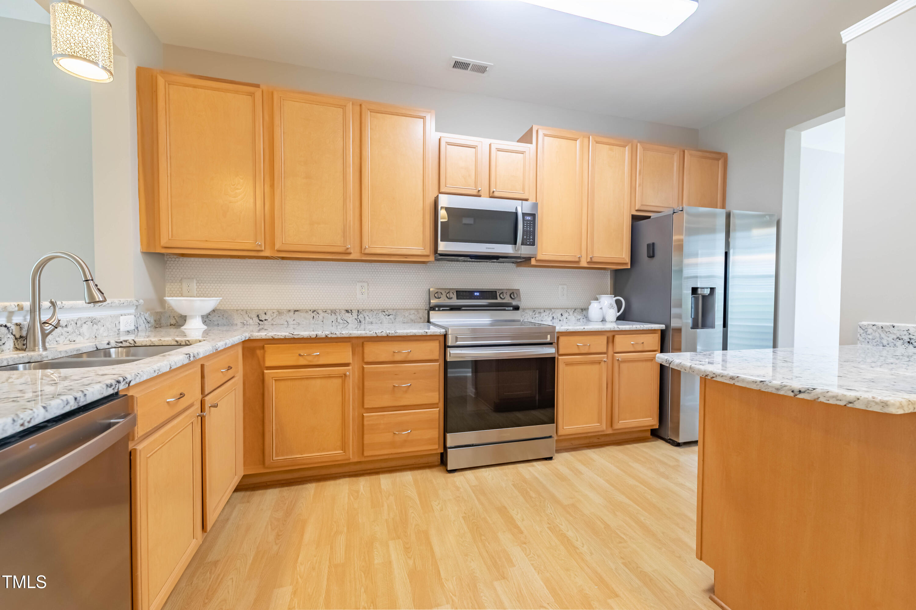8459 Central Drive Raleigh, NC 27613 - Photo 10 of 45 2E6A6401-HDR