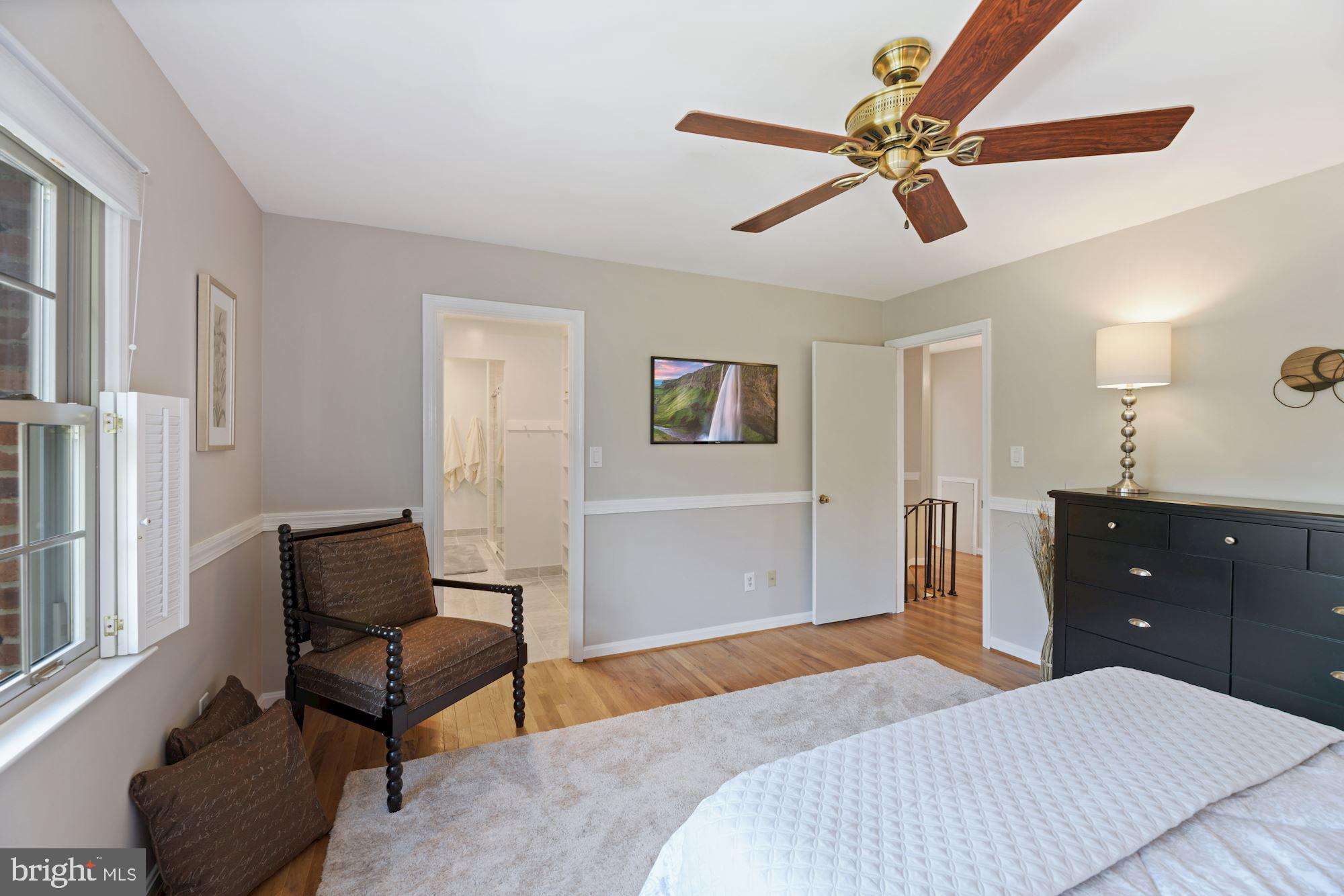 8427 Forrester Boulevard Springfield, VA 22152 - Photo 18 of 49 The Hermitage model master suite