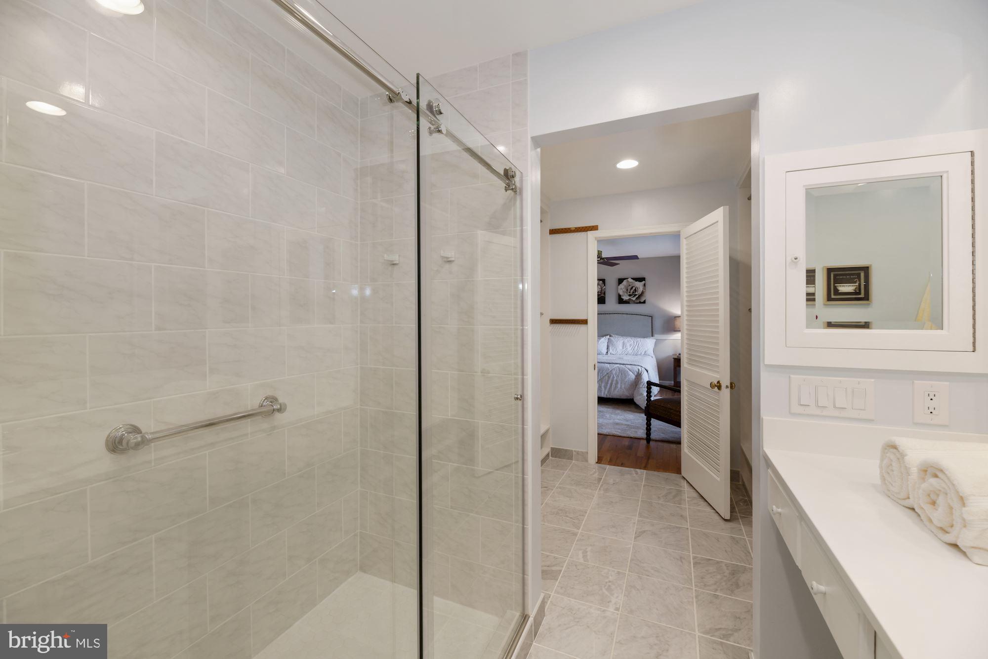 8427 Forrester Boulevard Springfield, VA 22152 - Photo 21 of 49 Gallery Image 21
