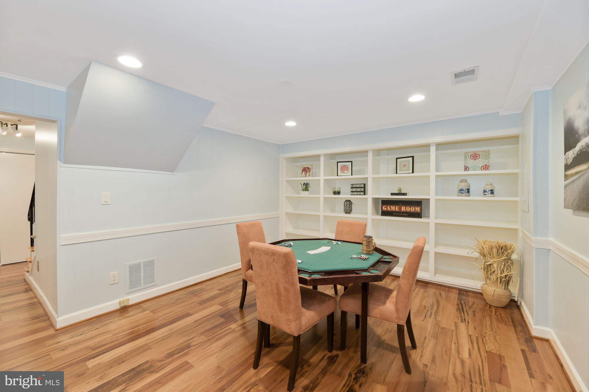 8427 Forrester Boulevard Springfield, VA 22152 - Photo 29 of 49 Custom built-in cabinetry/recessed lighting
