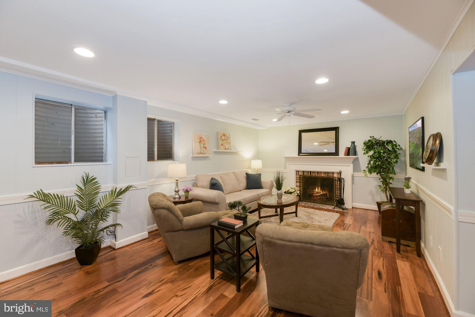 8427 Forrester Boulevard Springfield, VA 22152 - Photo 32 of 49 End-unit FP not availability on interior units