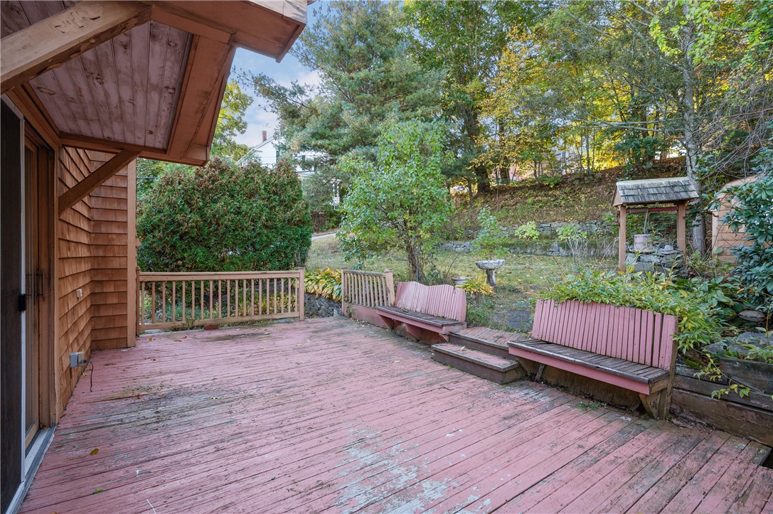 201 Maple Street Woonsocket, RI 02895 - Photo 26 of 34