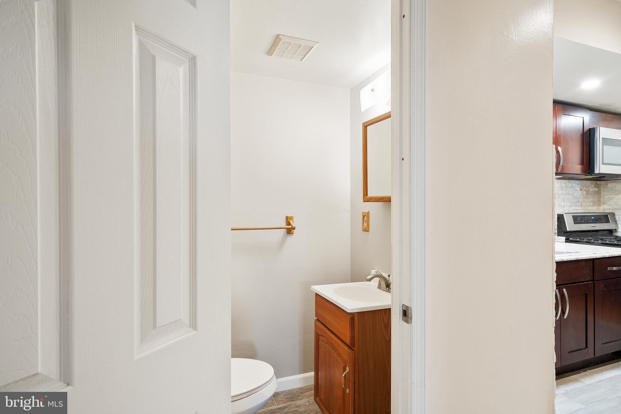 13059 Townsend Road, Unit J11 Philadelphia, PA 19154 - Photo 11 of 28